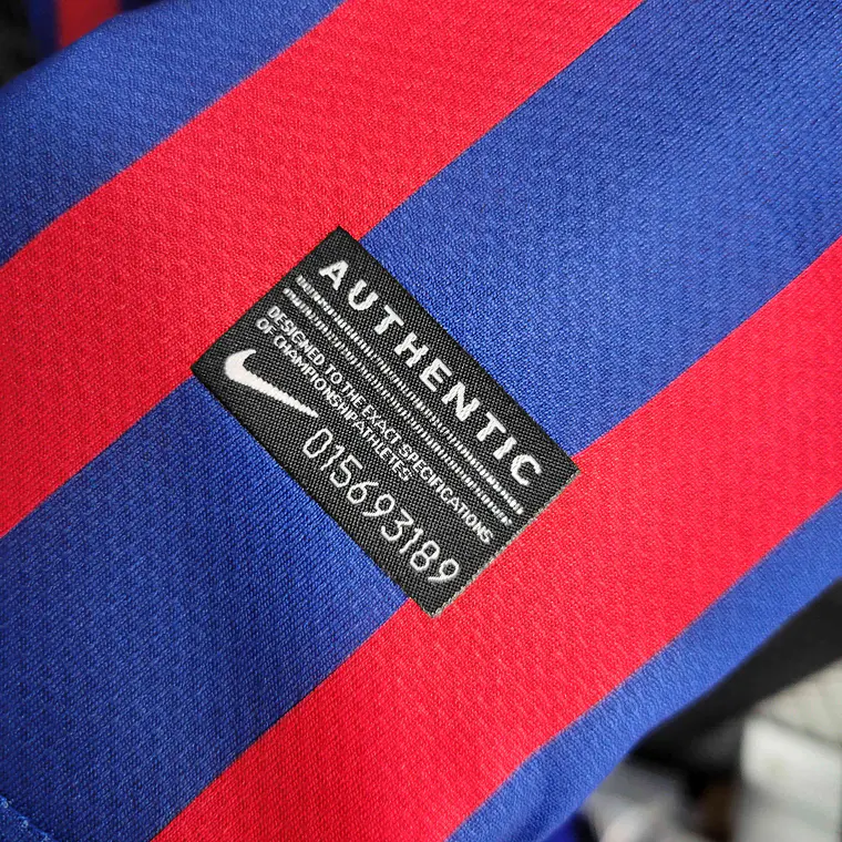 Barcelona Home 11/12 Manga Longa  10