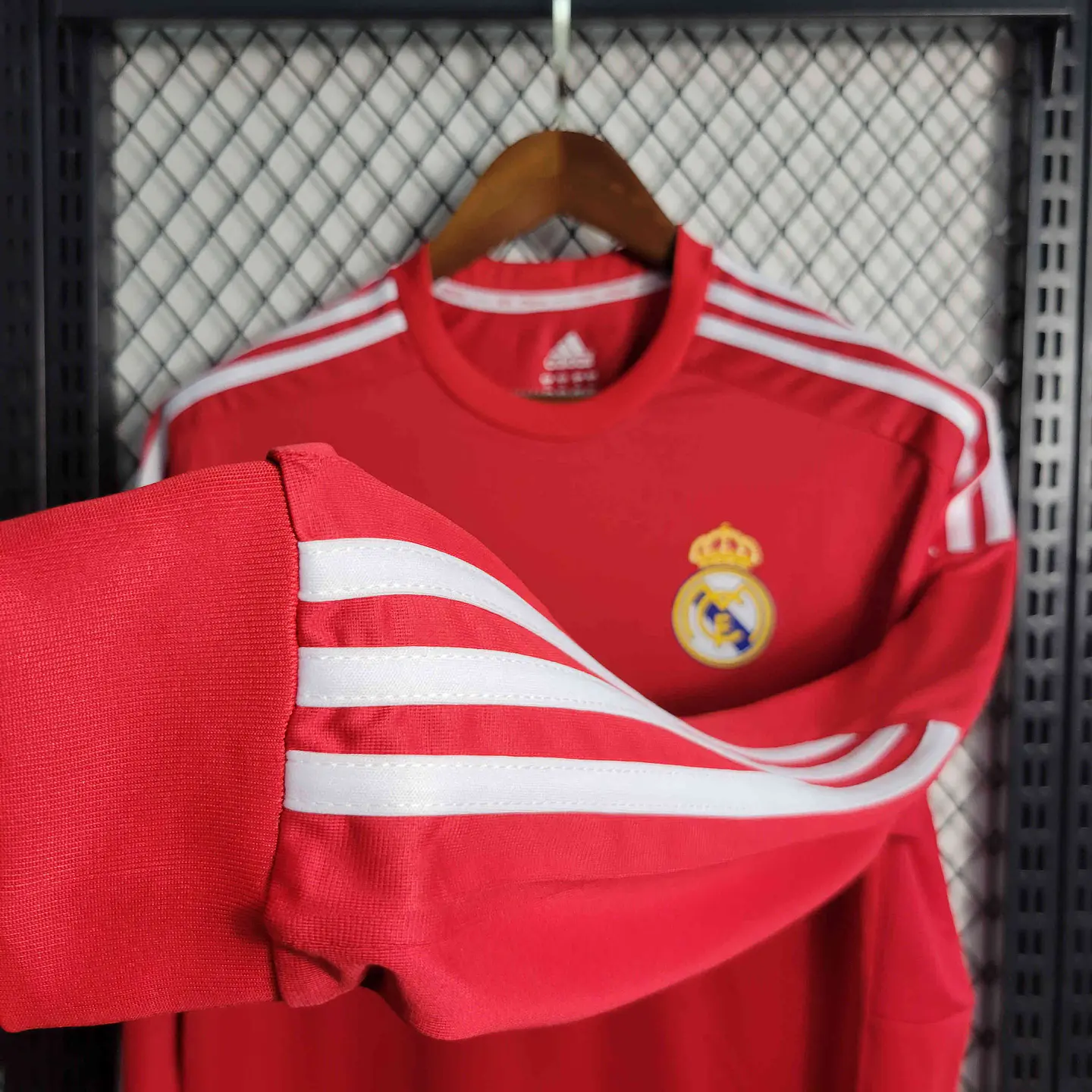 Real Madrid Away 11/12 Manga Longa  6