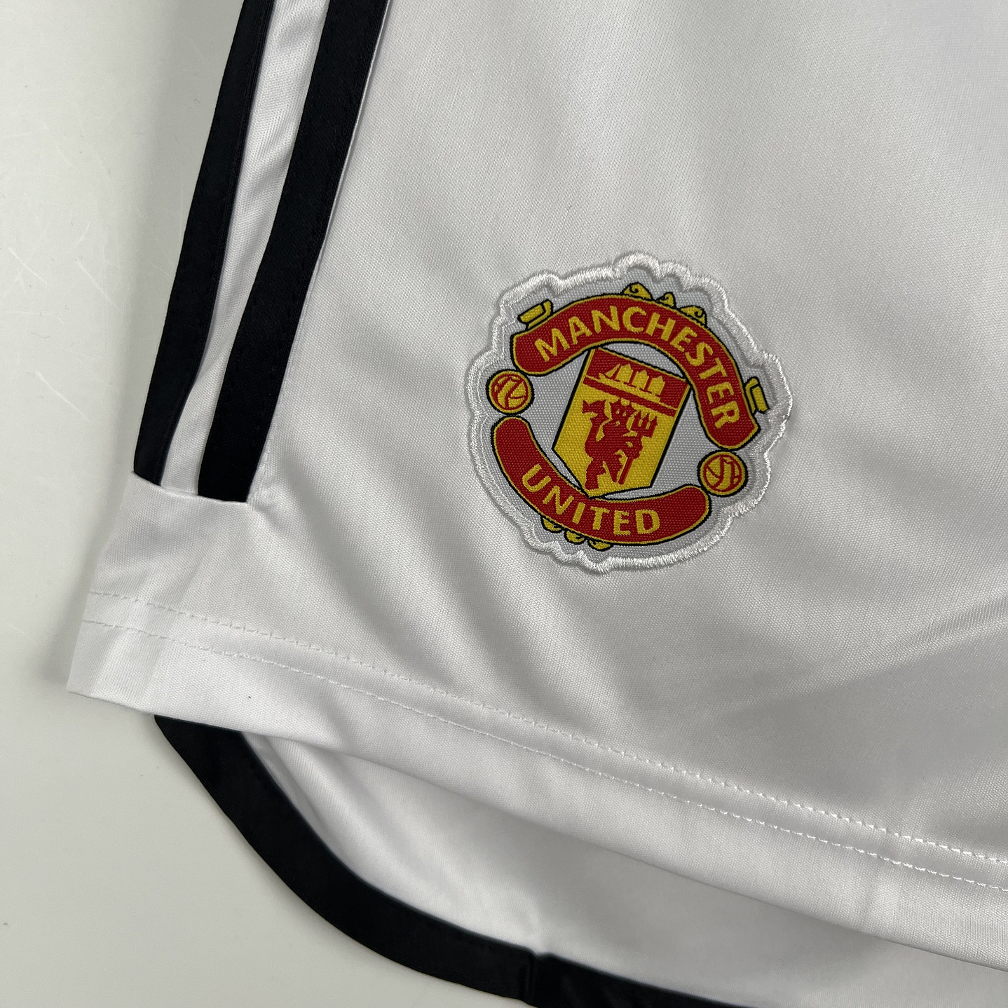 Manchester United Home 23/24 Calções 3