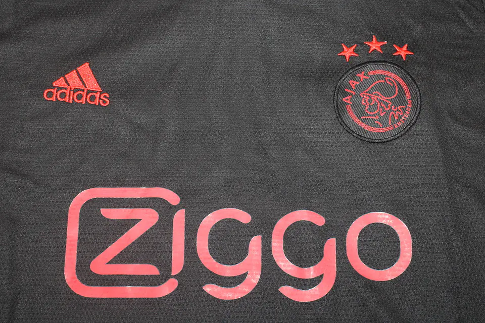 Ajax Third 21/22 Kit Criança 12