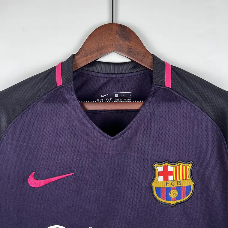 Barcelona Away 16/17 4