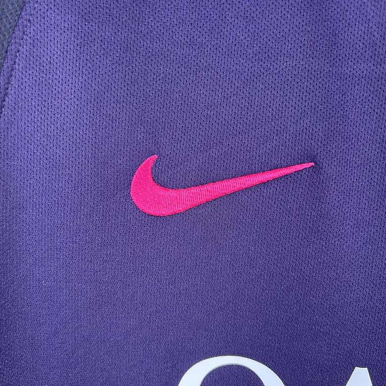 Barcelona Away 16/17 7