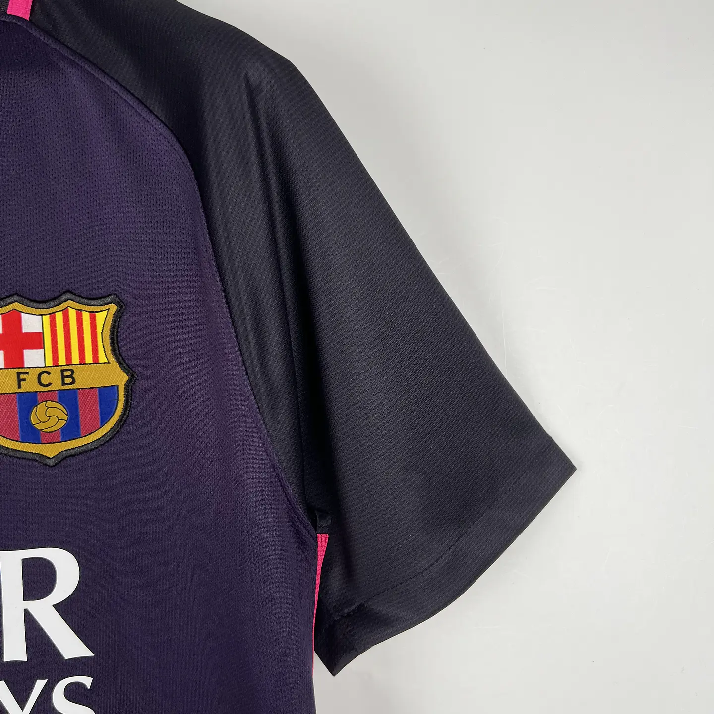 Barcelona Away 16/17 5
