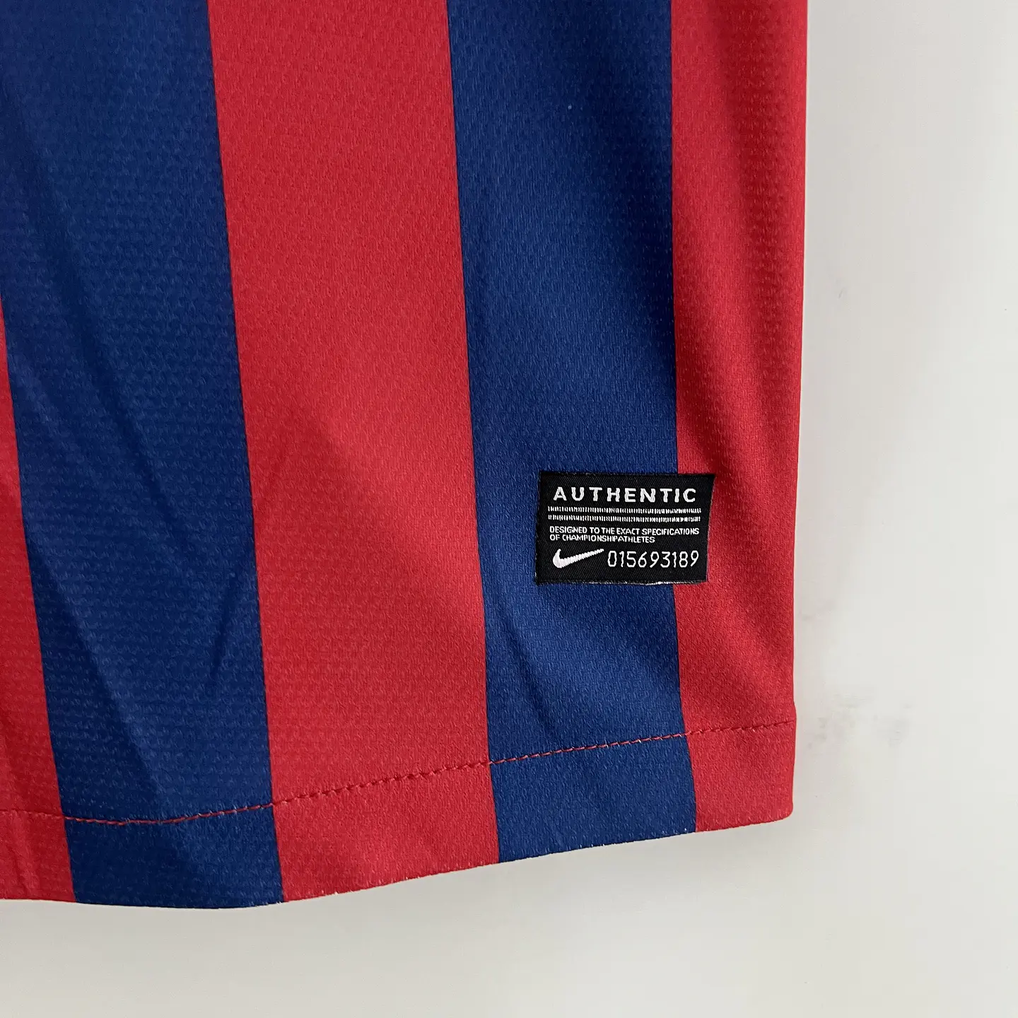 Barcelona Home 13/14 11