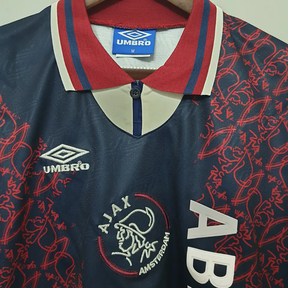 Ajax Away 1995 4
