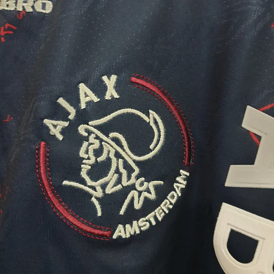 Ajax Away 1995 5