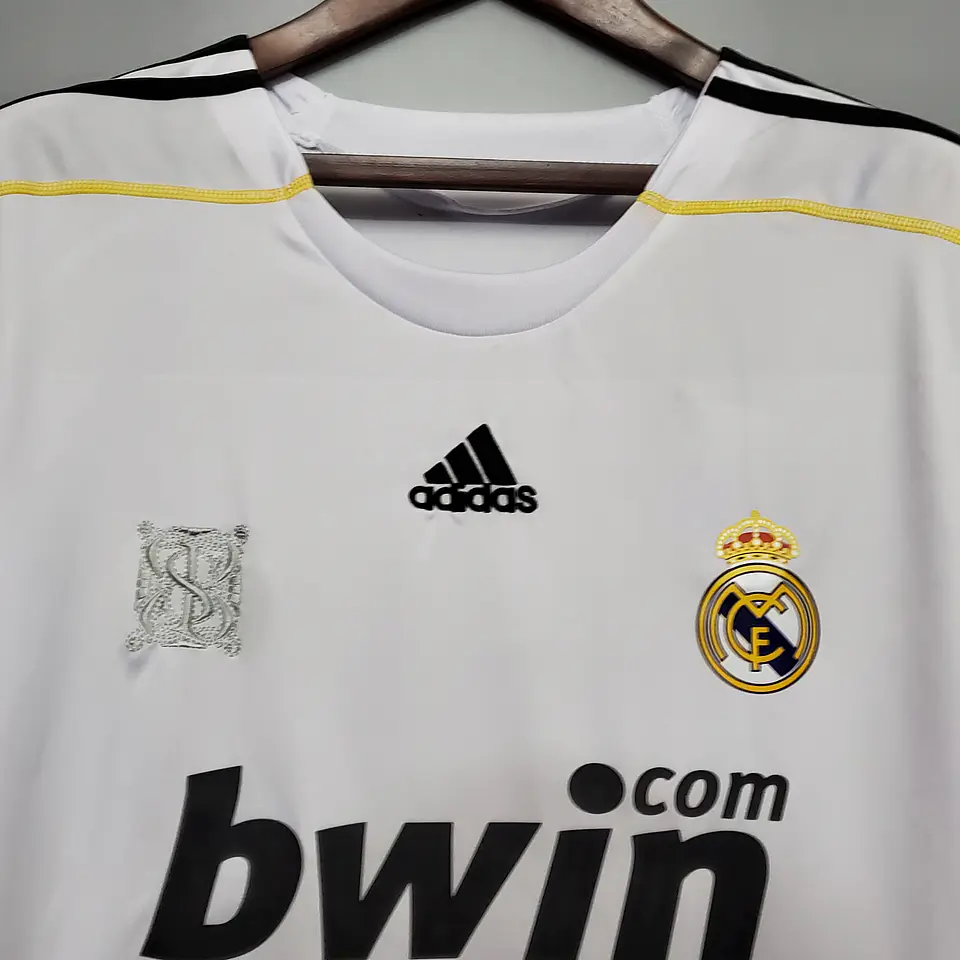 Real Madrid Home 09/10 4