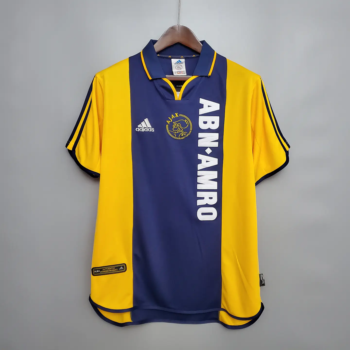 Ajax Away 00/01 1