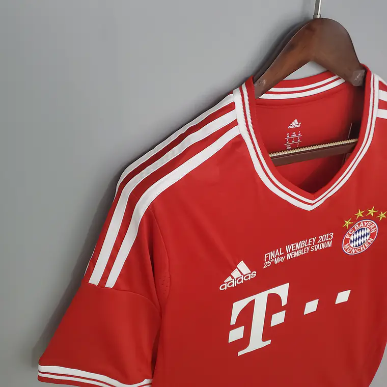 Bayern Home 13/14 4