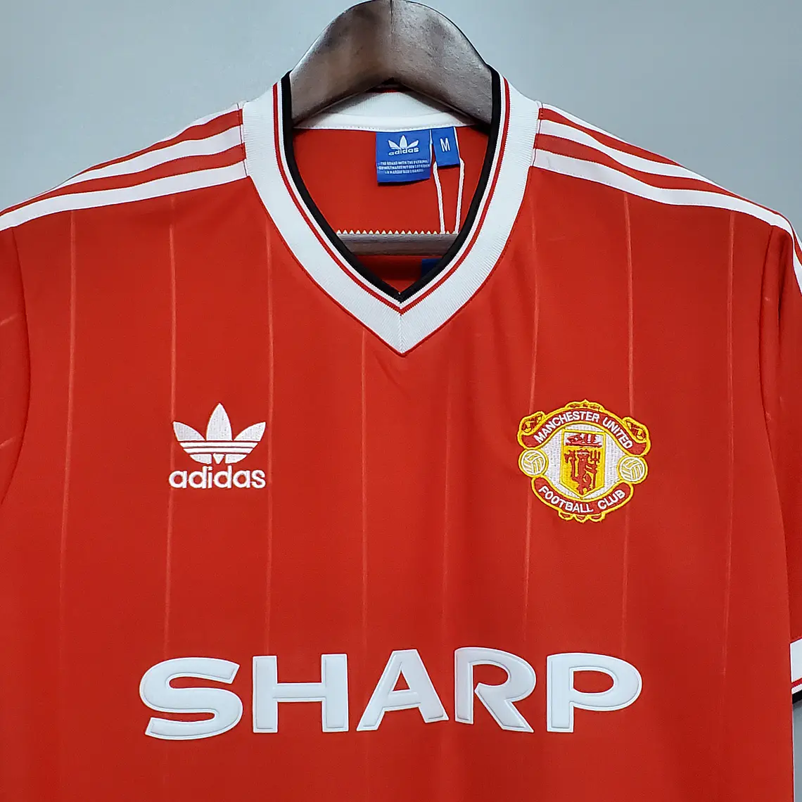 Manchester United Home 83/84 3