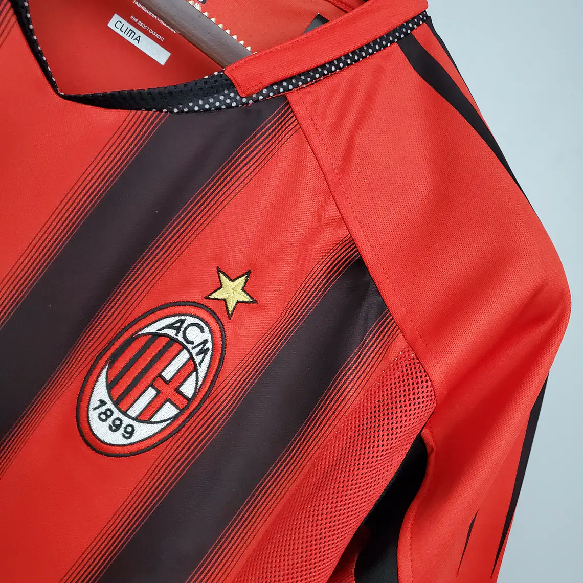 Milan Home 04/05 5