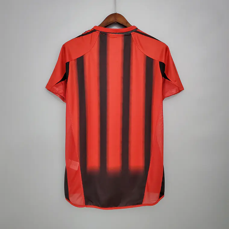 Milan Home 04/05 2
