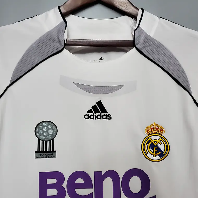 Real Madrid Home 06/07 4