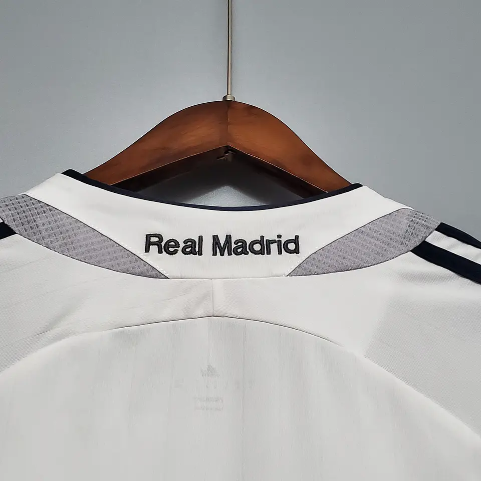 Real Madrid Home 06/07 10