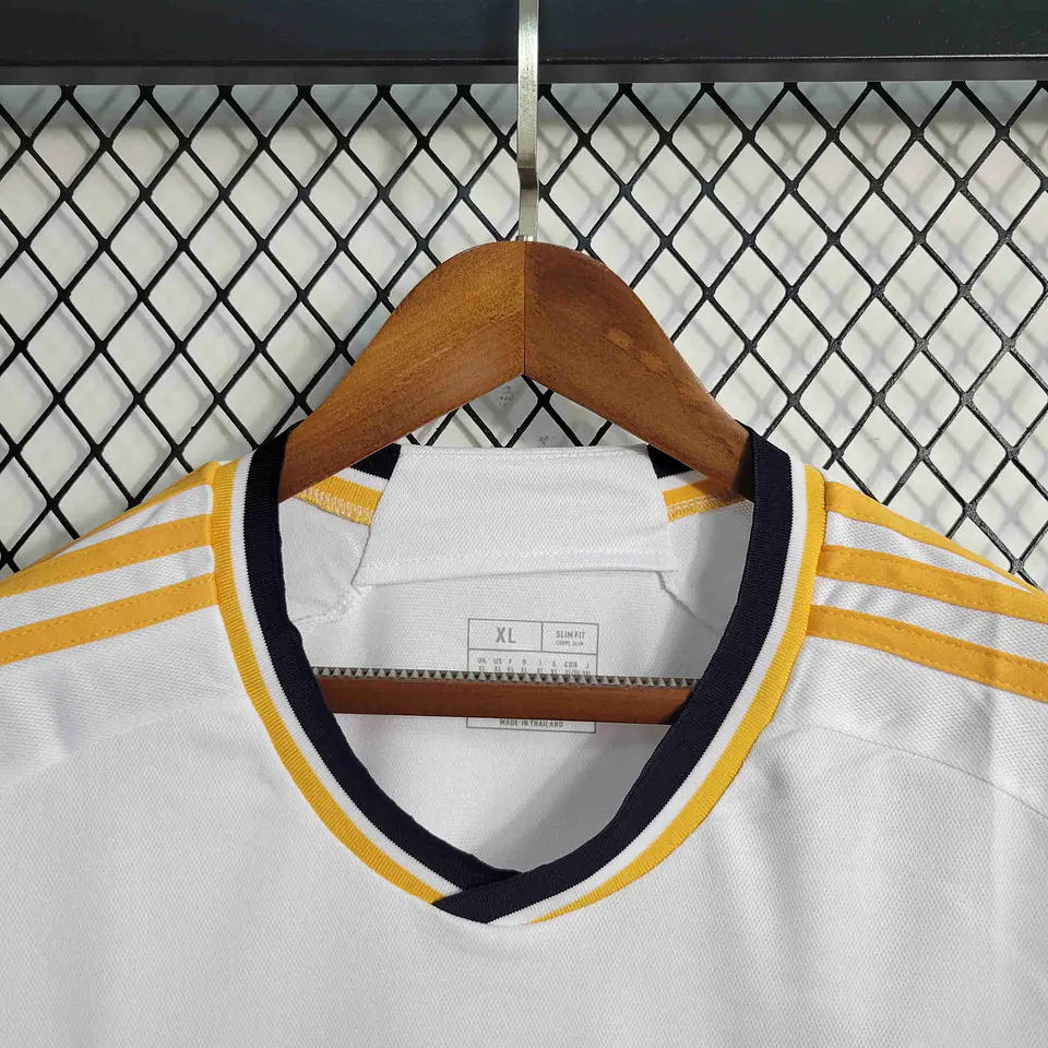 Real Madrid Home 23/24 Manga Longa  9