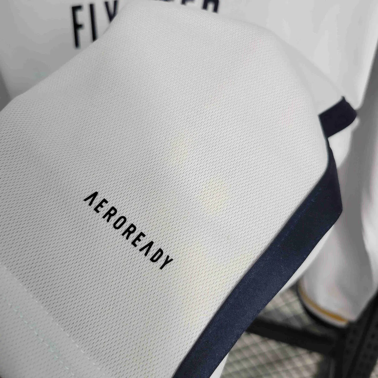Real Madrid Home 23/24 Manga Longa  11