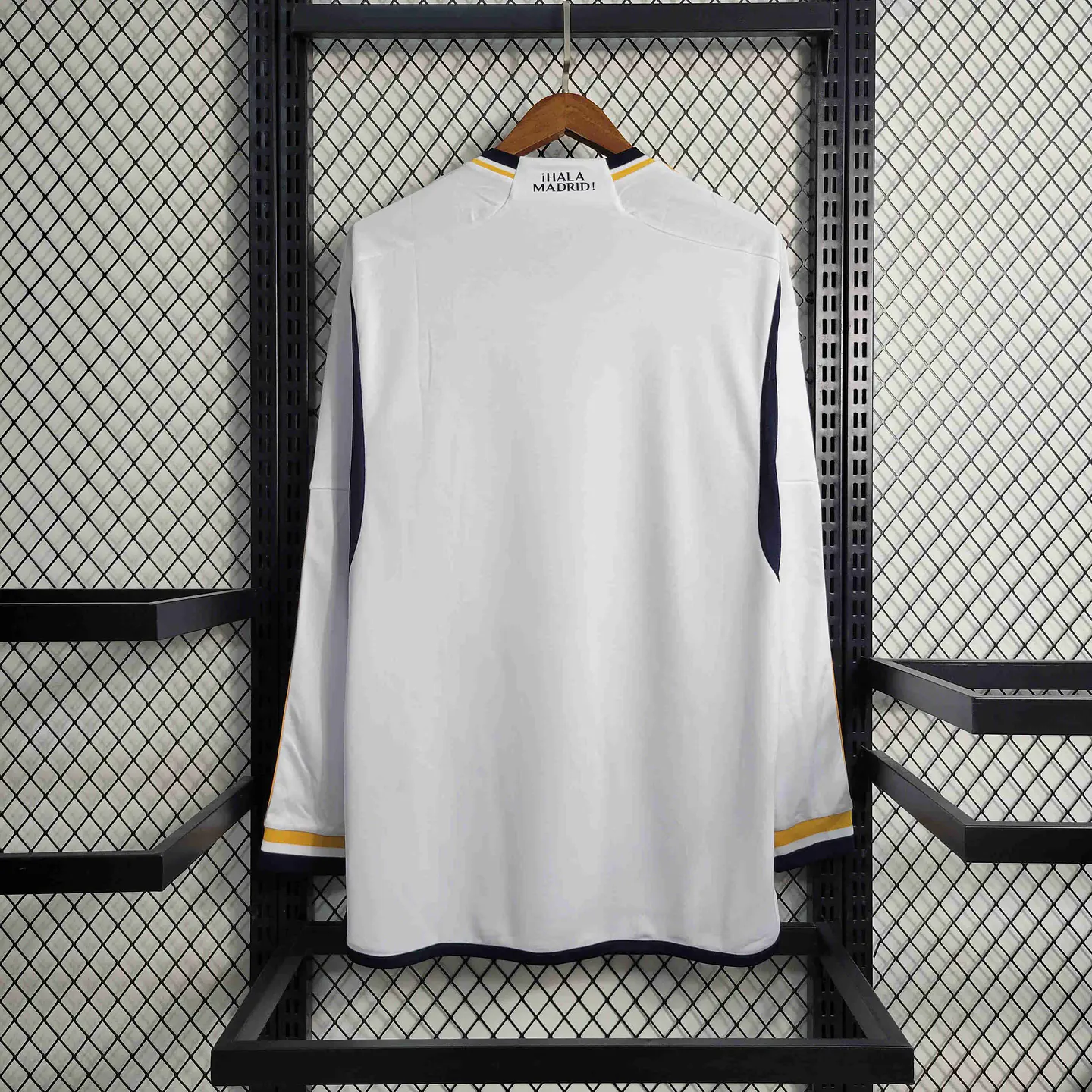 Real Madrid Home 23/24 Manga Longa  3