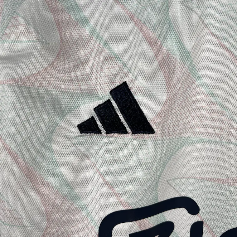 Ajax Away 23/24 6