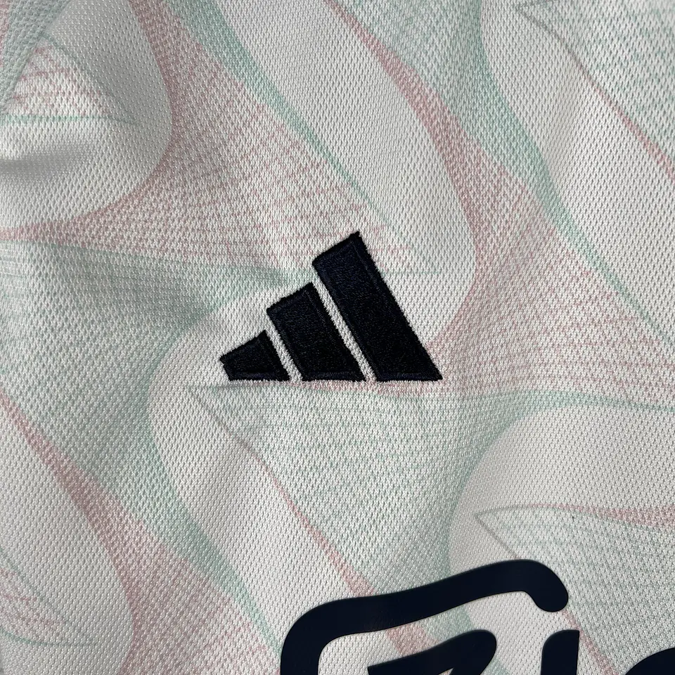 Ajax Away 23/24 6