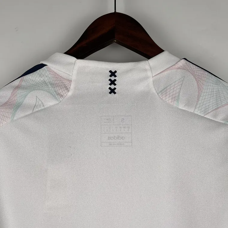 Ajax Away 23/24 8