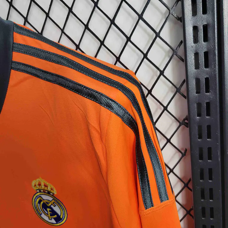 Real Madrid Third 13/14 Manga Longa  7