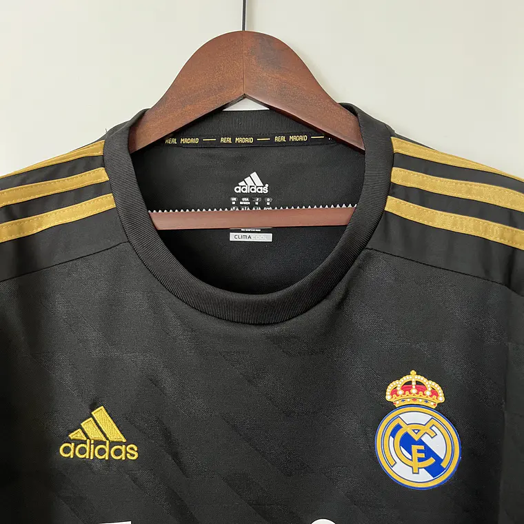 Real Madrid Away 11/12 Manga Longa 2