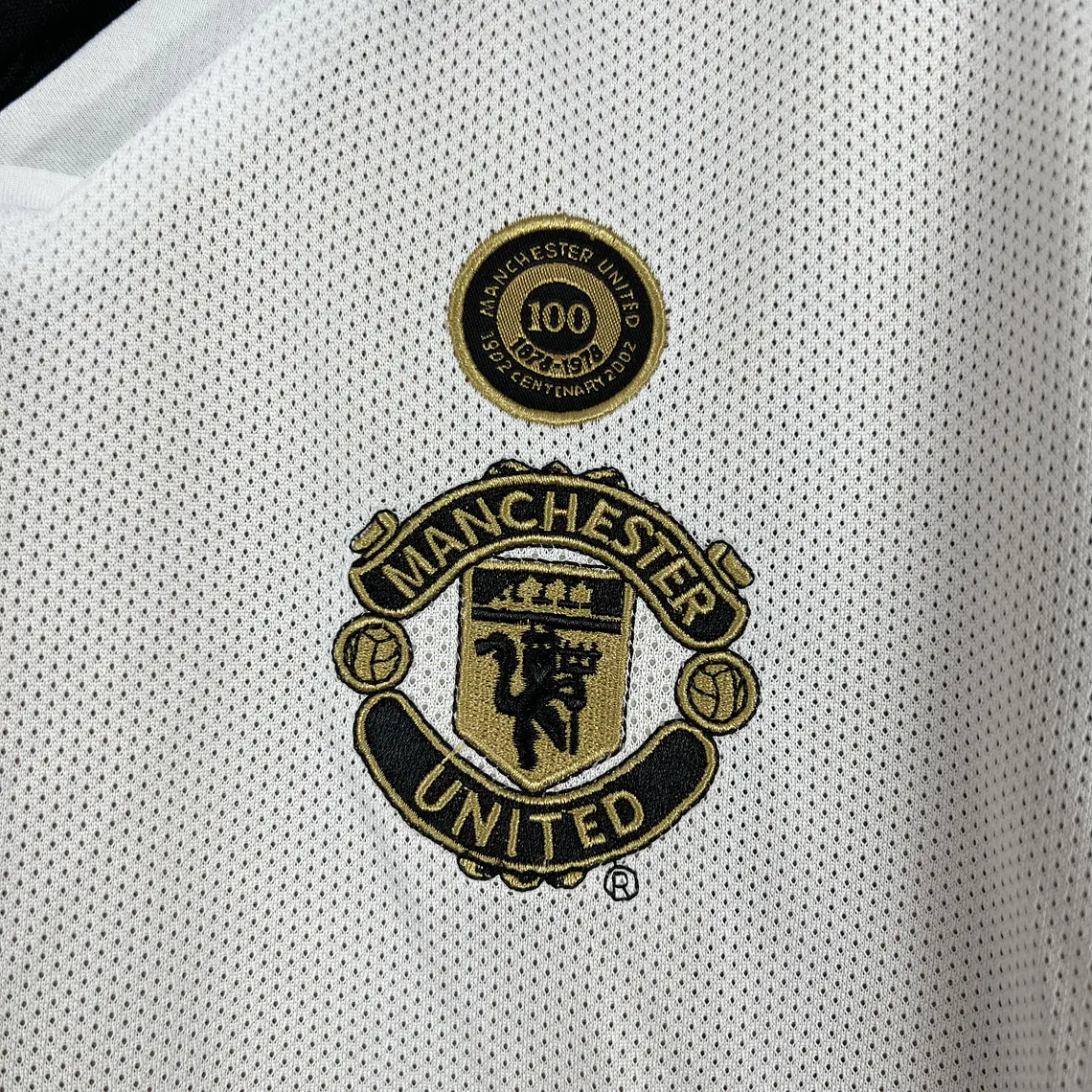 Manchester United Away 01/02 5
