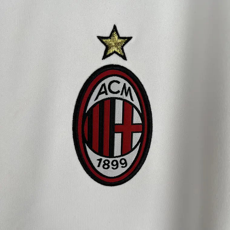 Milan Away 09/10 5