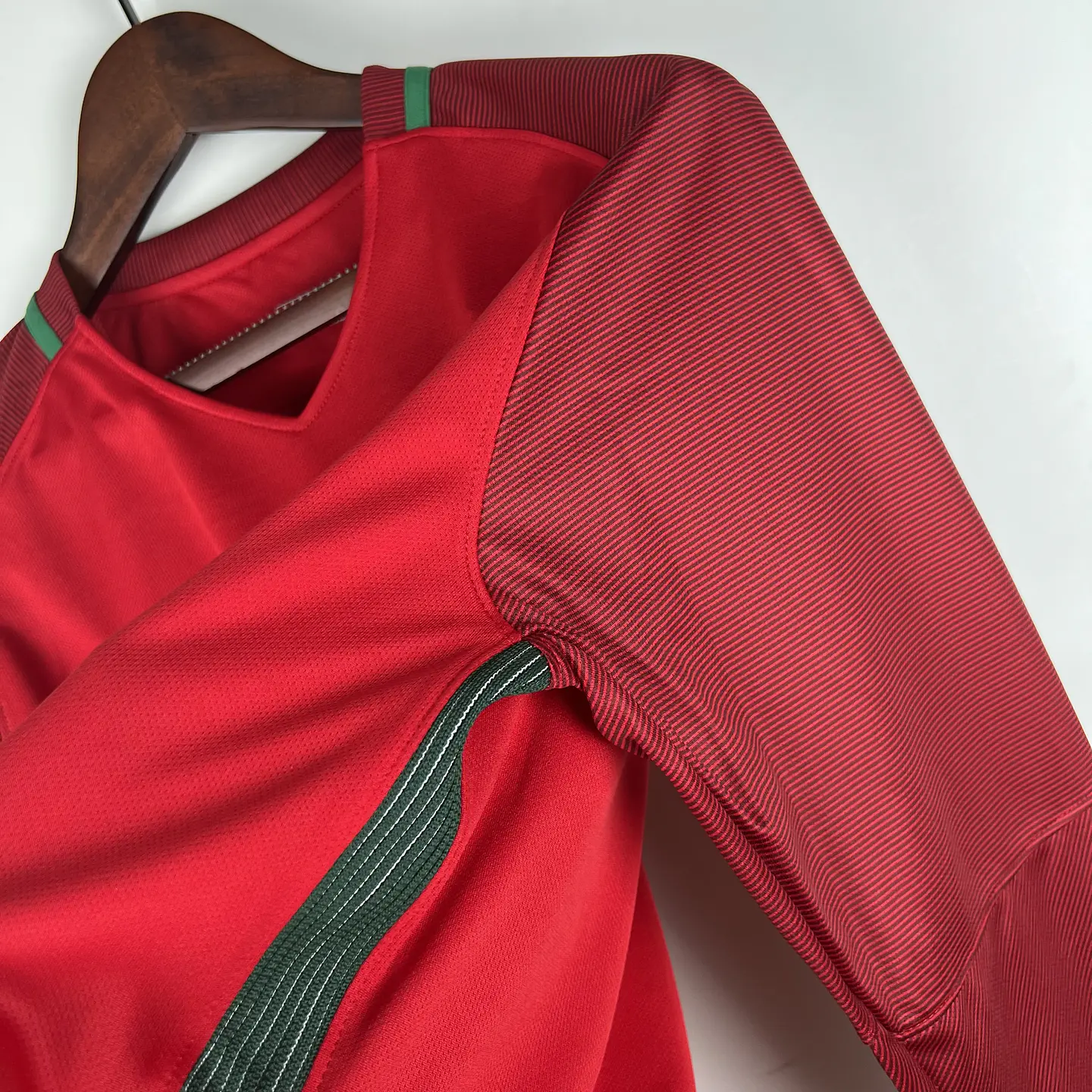 Portugal Home 2016 Manga Longa 4
