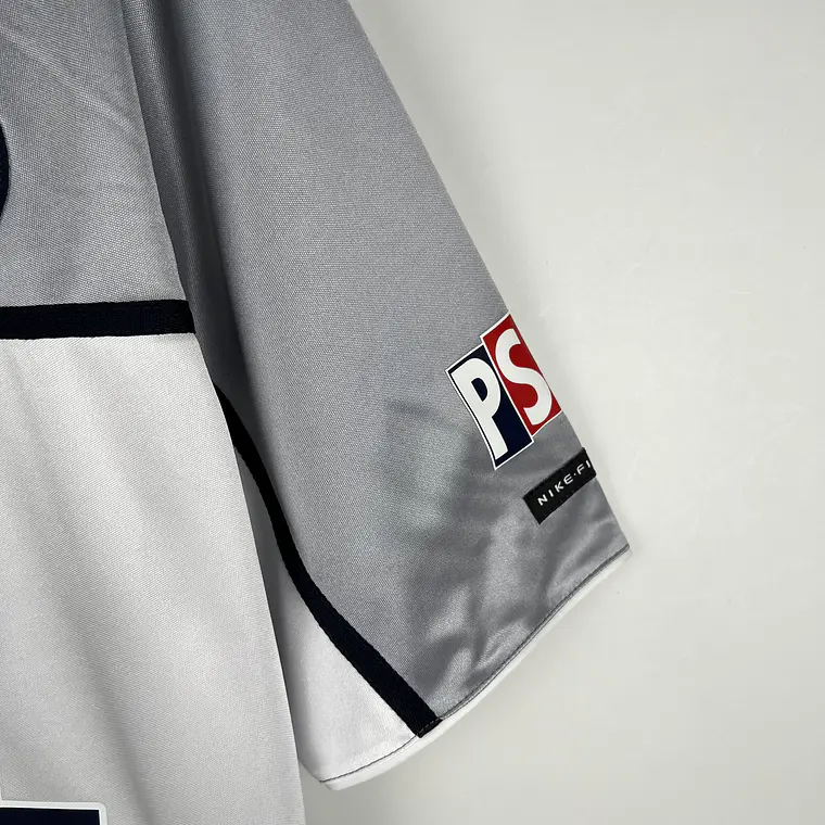 PSG Away 99/00 8