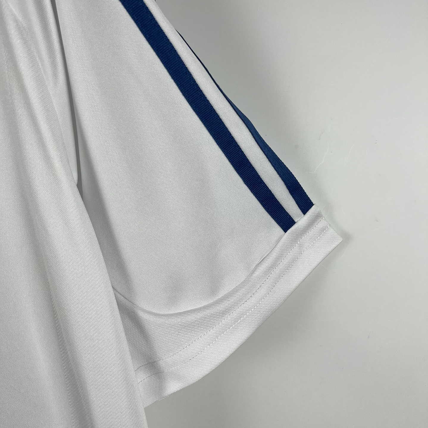 Real Madrid Home 01/02 6