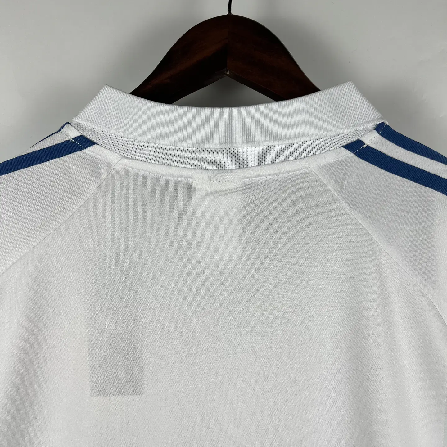 Real Madrid Home 01/02 8