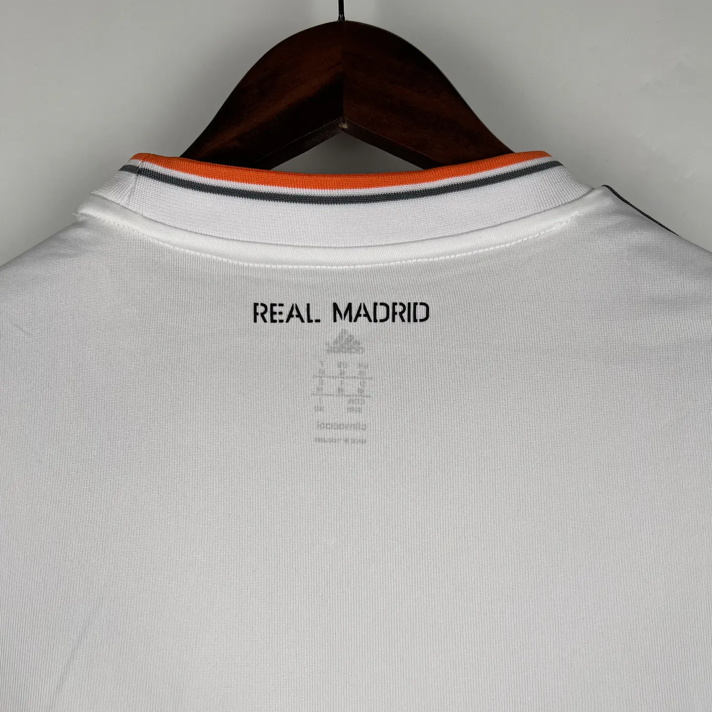 Real Madrid Home 13/14 Manga Longa 8