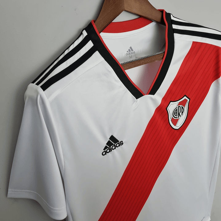 River Plate Home 18/19 3