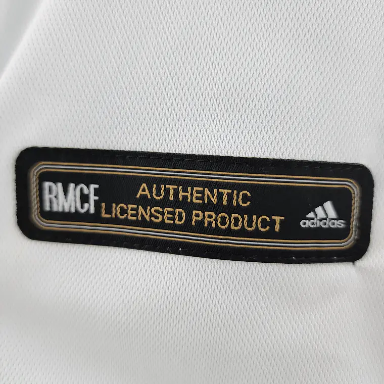 Real Madrid Home 00/01 11