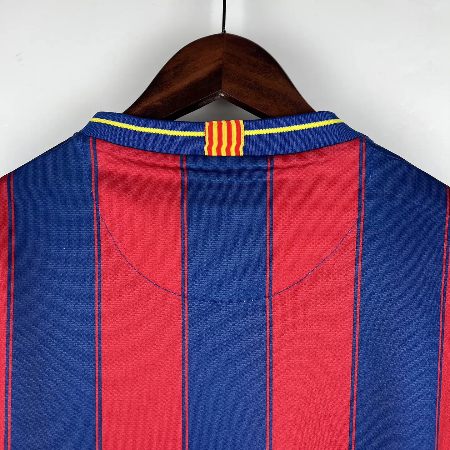 Barcelona Home 09/10 11