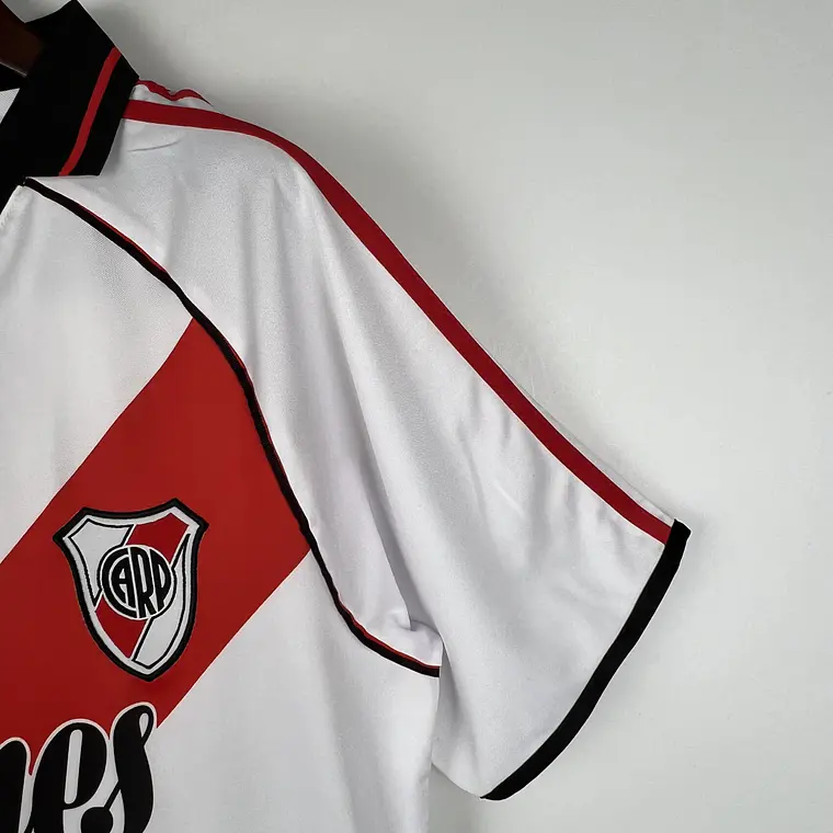 River Plate Home 00/01 5