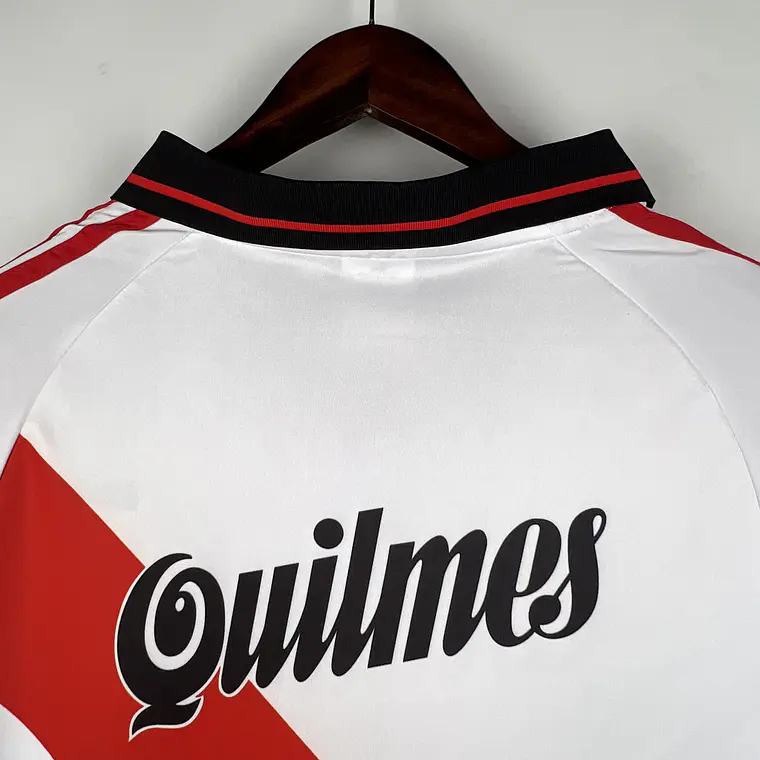 River Plate Home 00/01 10