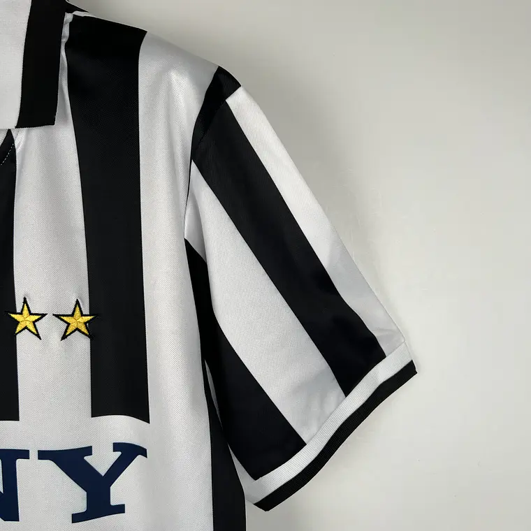Juventus Home 96/97 6