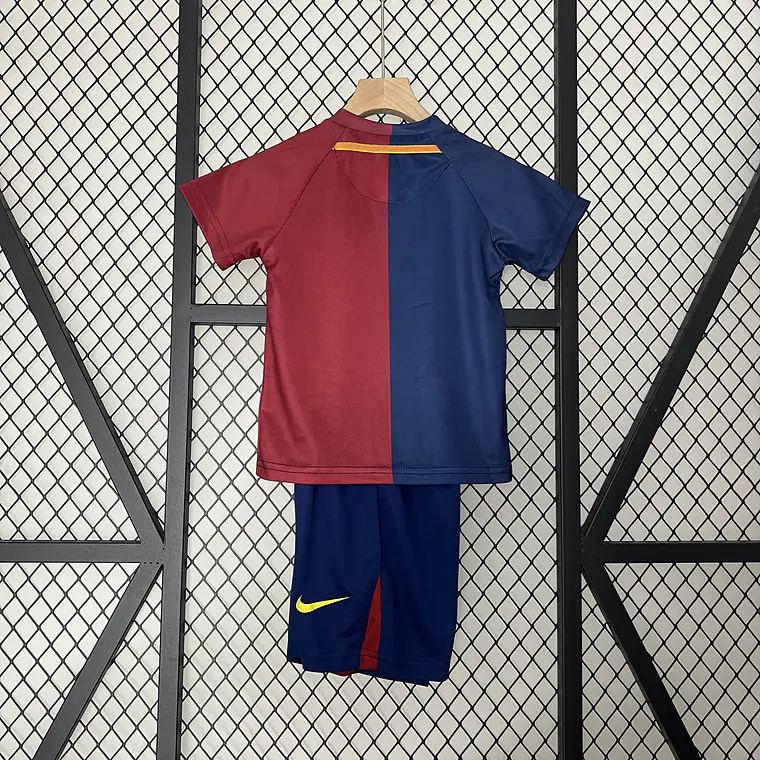 Barcelona Home 08/09 Kit Criança 3