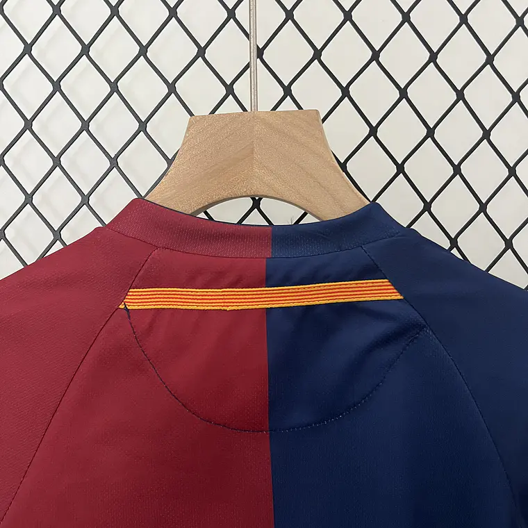 Barcelona Home 08/09 Kit Criança 10