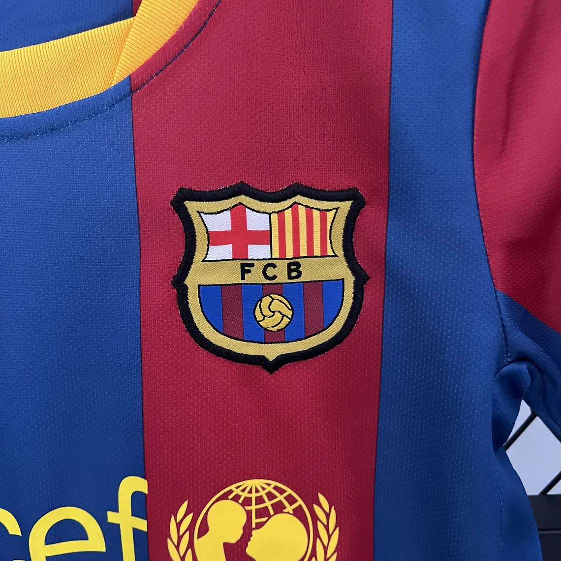 Barcelona Home 10/11 Kit Criança 5