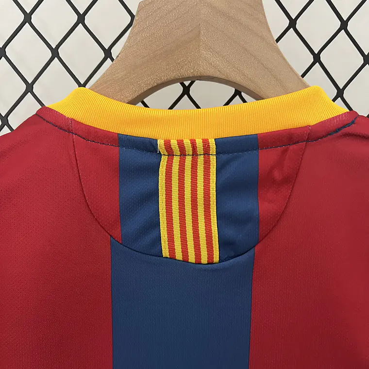 Barcelona Home 10/11 Kit Criança 10