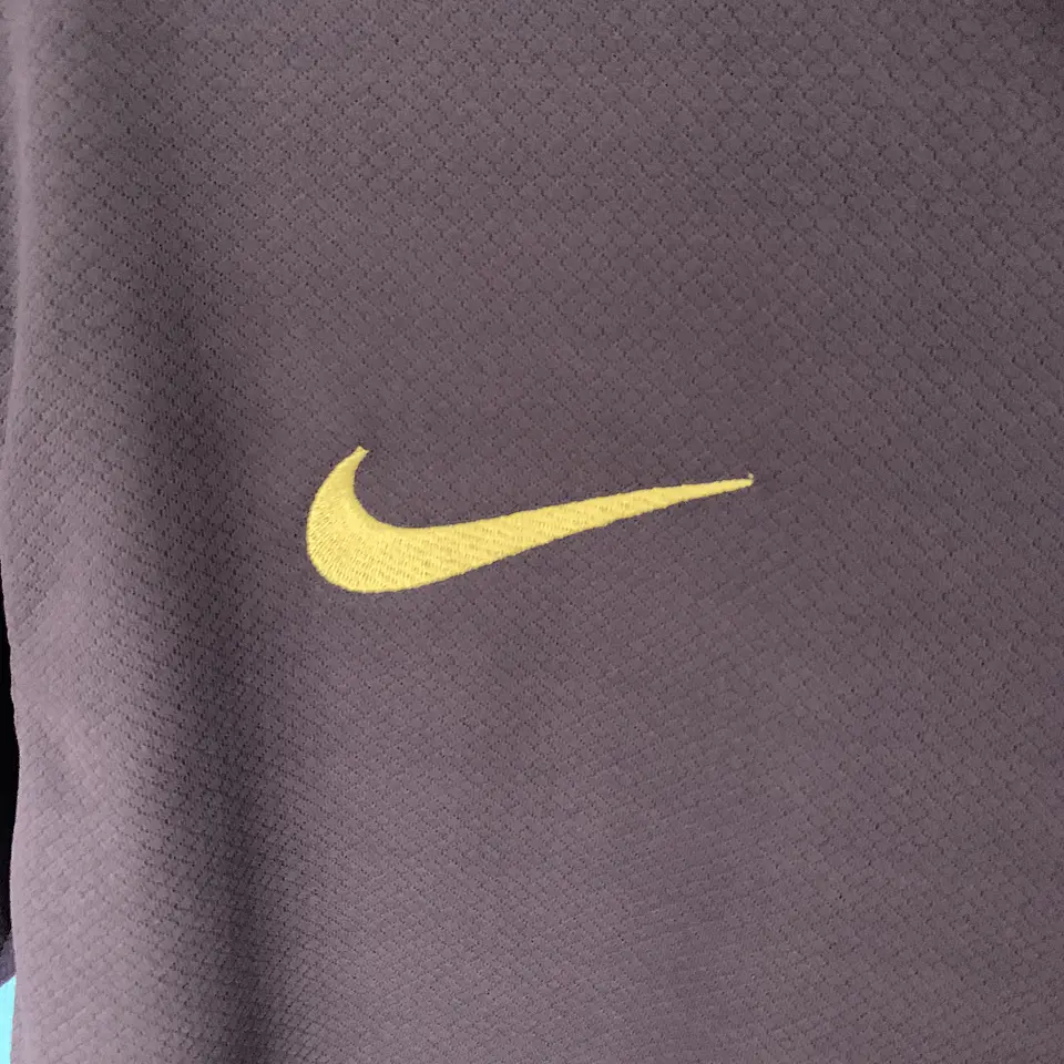 Inglaterra Away 2024 9