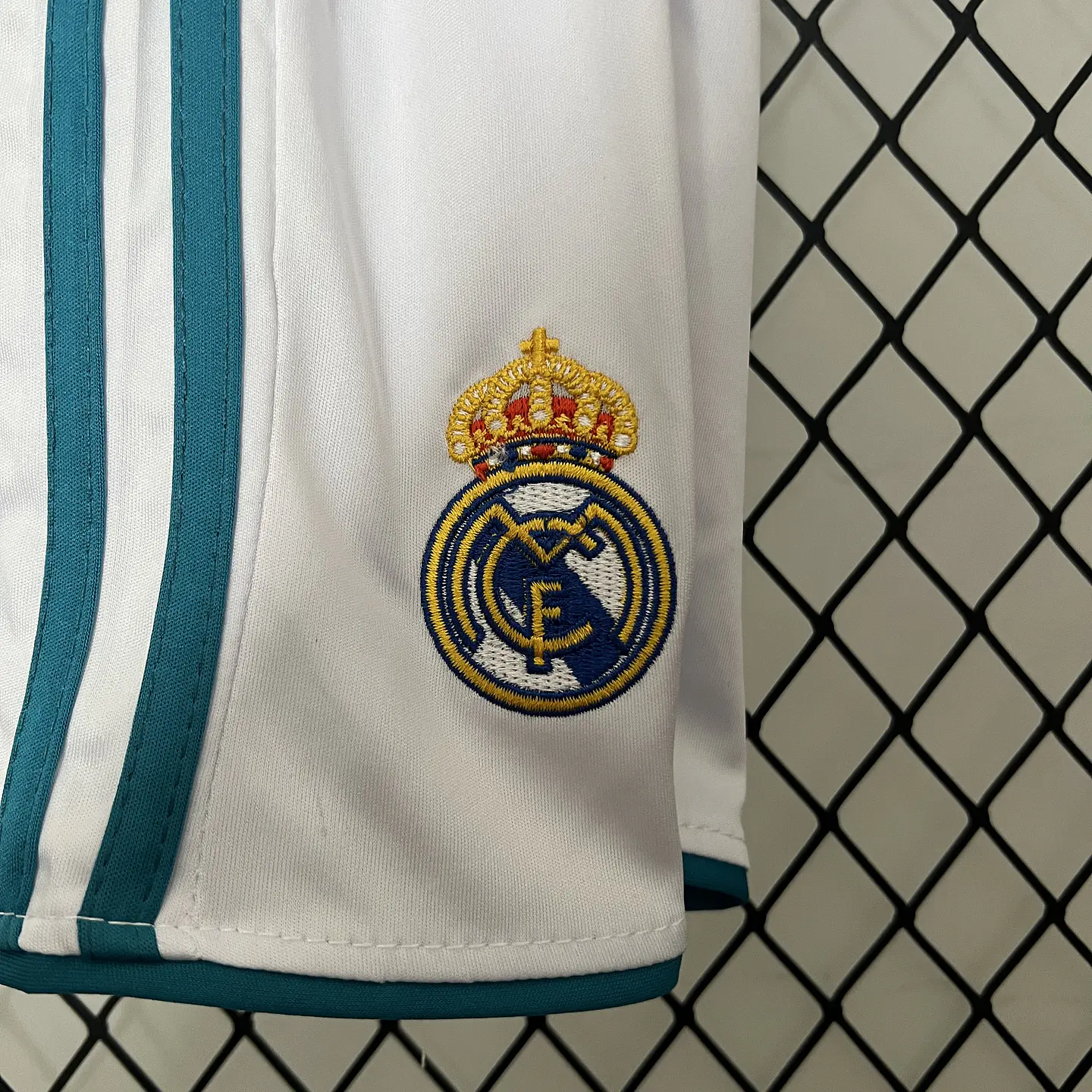 Real Madrid Home 17/18 Kit Criança 11