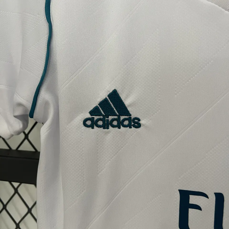 Real Madrid Home 17/18 Kit Criança 7