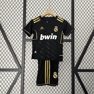 Real Madrid Away 11/12 Kit Criança