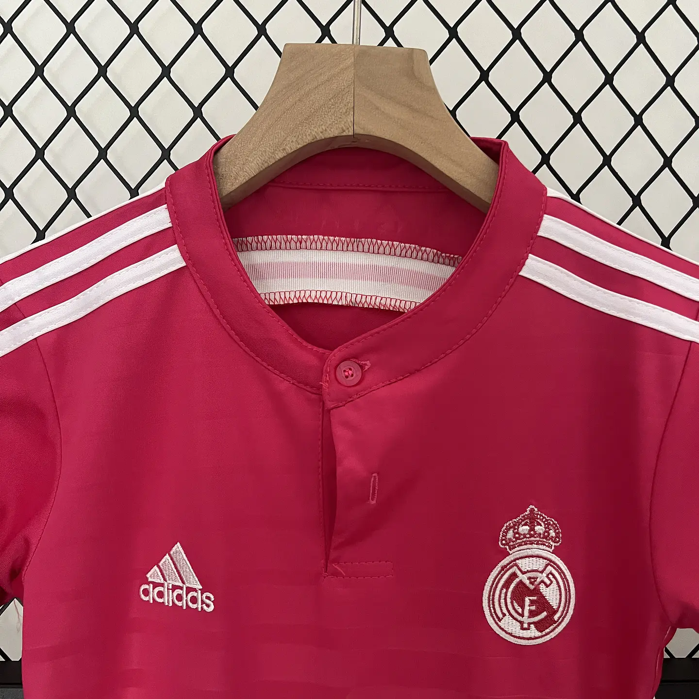 Real Madrid Away 14/15 Kit Criança 4