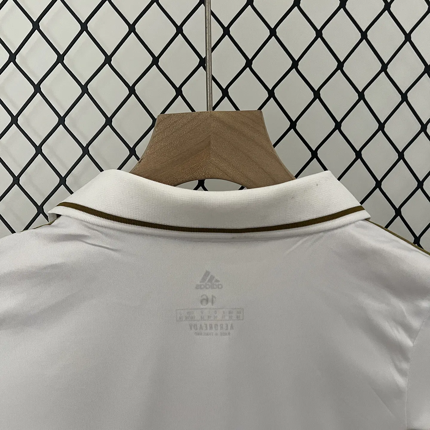 Real Madrid Home 11/12 Kit Criança 10