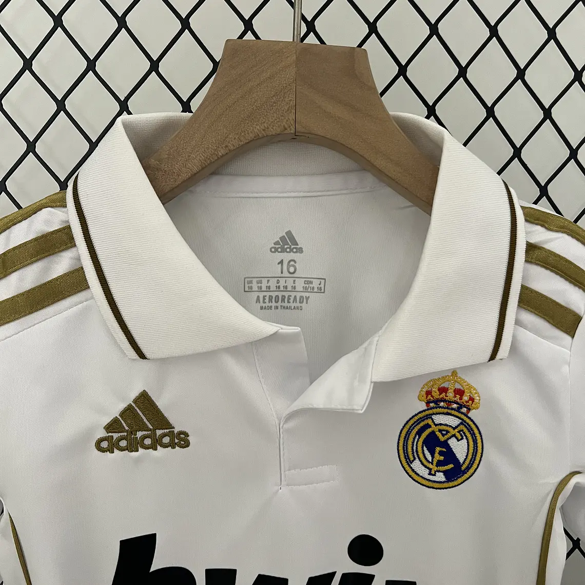 Real Madrid Home 11/12 Kit Criança 4